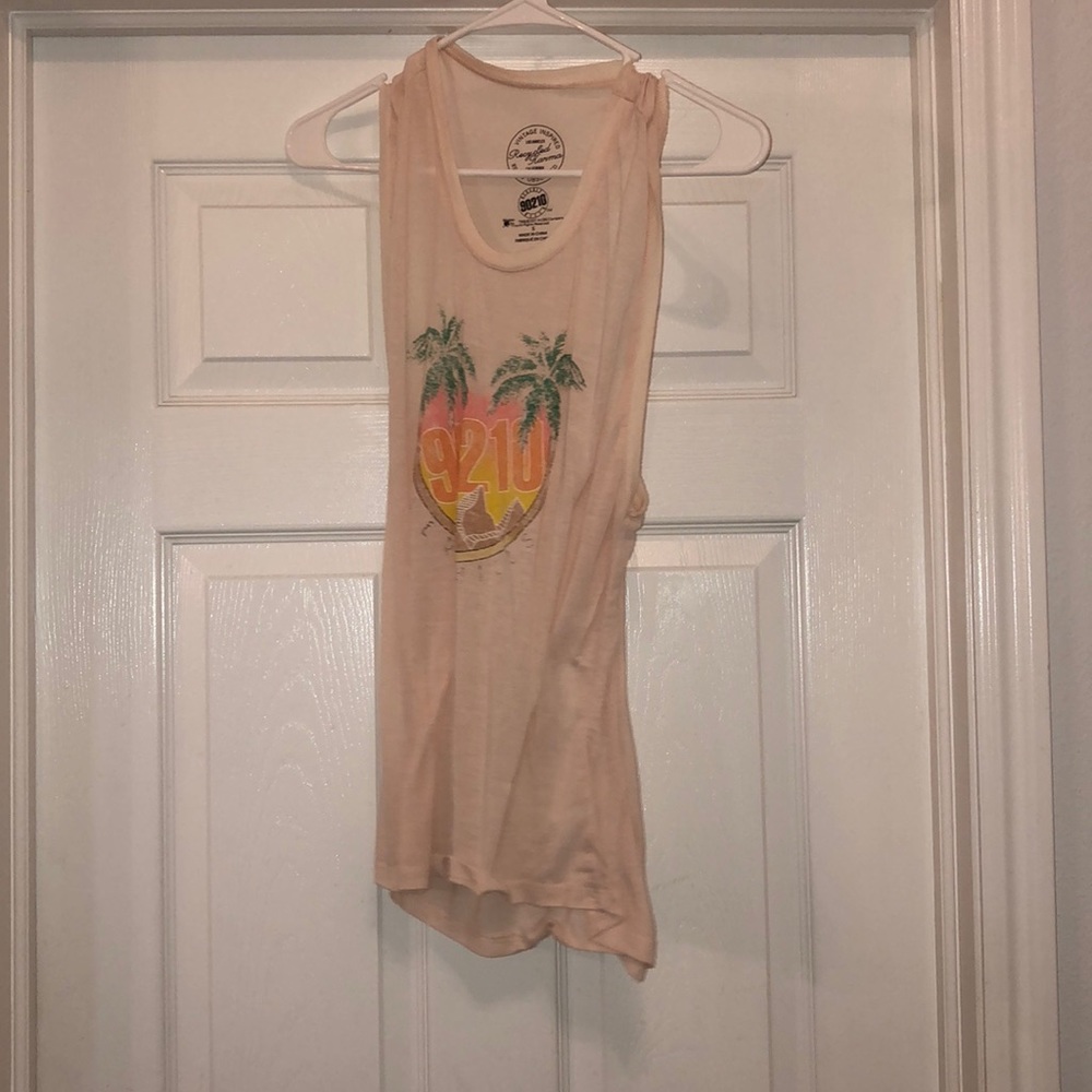 Relaxing tank top!
